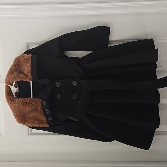 SHEIN Other - Stylish Black Kids Coat with Brown Collar, NWOT, 5T